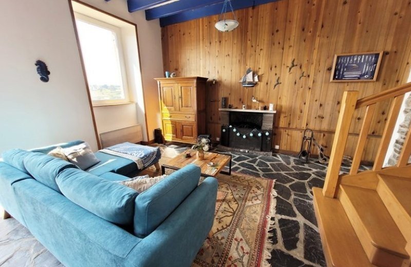 73471 salon 9 768x576