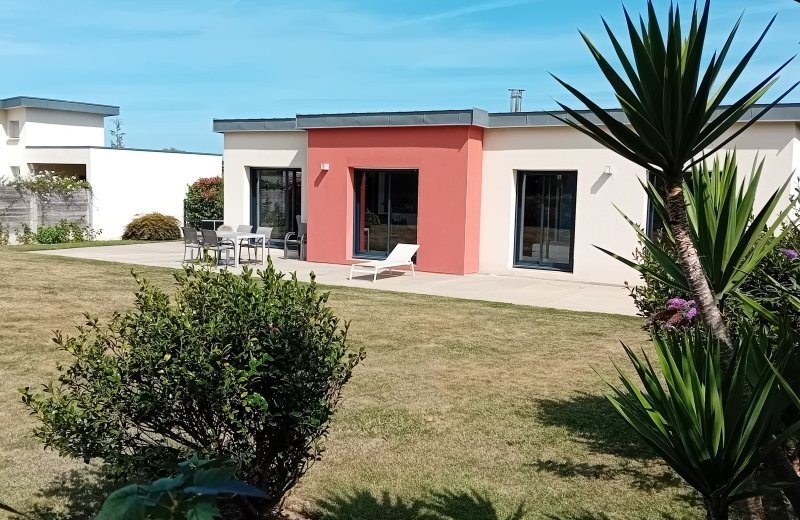 76549 20250823 124910