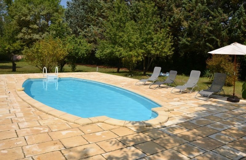 76917 F83.421 10 DSC 0092