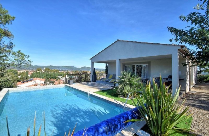 77060 f83436huisenzwemb