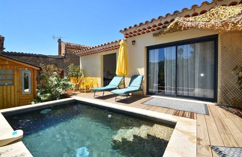 77164 f84319huisenzwemb1