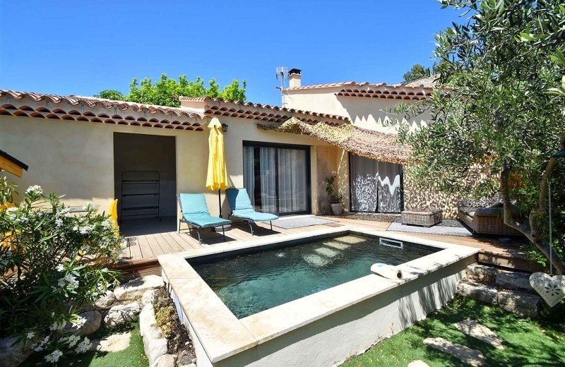 77164 f84319huisenzwemb2