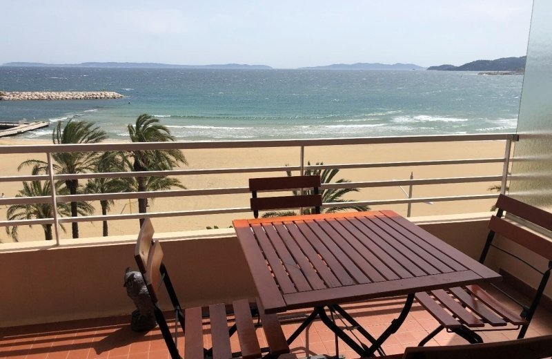 80860 F83.981 2 terrasse 1