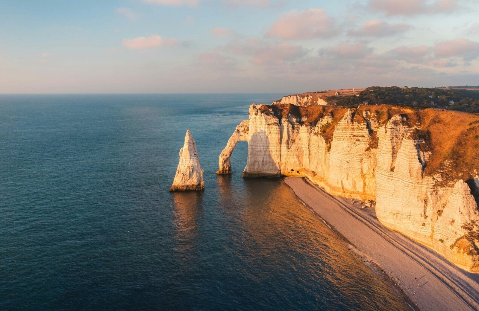 De krijtrotsen bij Étretat Normandië